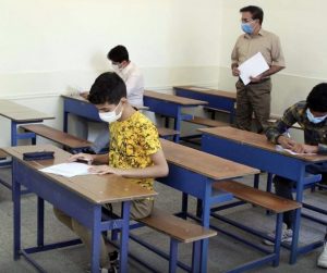 امتحانات پایانترم دانش آموزان تهرانی ۱۰ روز عقب افتاد