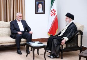 خونخواهی مهمان عزیزمان را وظیفه خود می‌دانیم