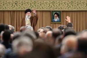 تصاویر دیدار فعالان اقتصادی با رهبر انقلاب