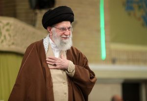 بدانیم پشت لبخندهای دیپلماسی، باطن خبیث پنهان است