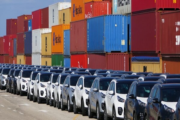 ورود کمیسیون صنایع مجلس به توقف واردات خودرو ورود کمیسیون صنایع مجلس به توقف واردات خودرو