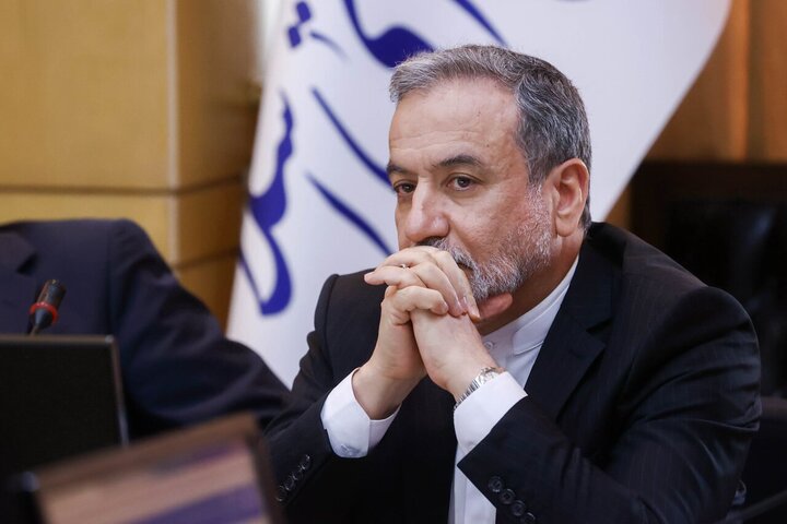 واکنش توئیتری عراقچی به رفتار سه کشور اروپایی واکنش توئیتری عراقچی به رفتار سه کشور اروپایی